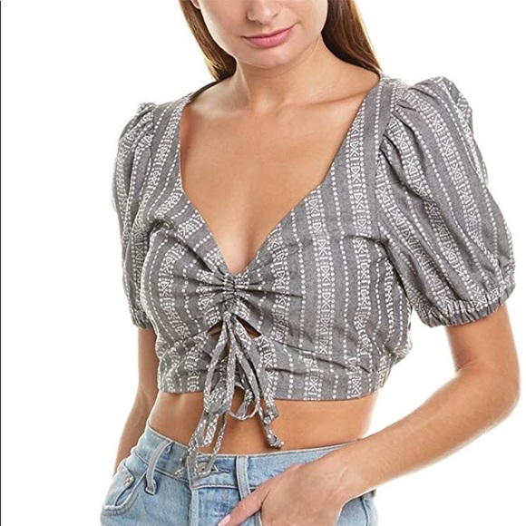 BCBGeneration Gray White Aztec Puff Sleeve Crop Top Size S NWT - Picture 1 of 6